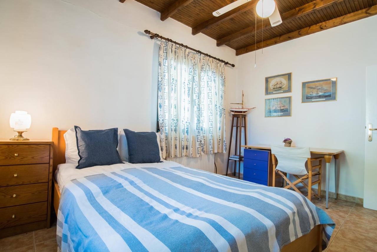 Villa Pefka Nikiti  Exteriör bild